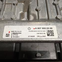 Centralita ECU Mercedes-Benz Clase B W246 1.5 B 180 CDI K9KA461 - Imagen 2