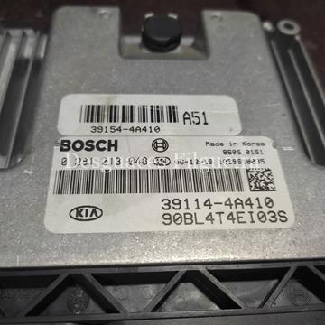 Centralita motor ECU Kia Sorento 2.5 CRDI D4CB - Imagen 2
