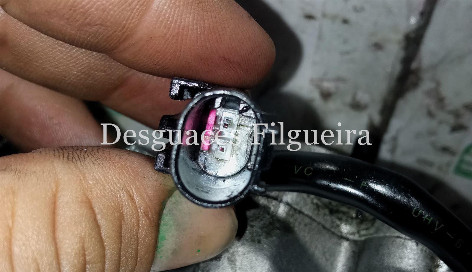 Compresor aire acondicionado de Mercedes-Benz Clase ML W164, 3.0 ML 320 CDI, 224 cv, código de motor 642.940, año 2005. - Imagen 4