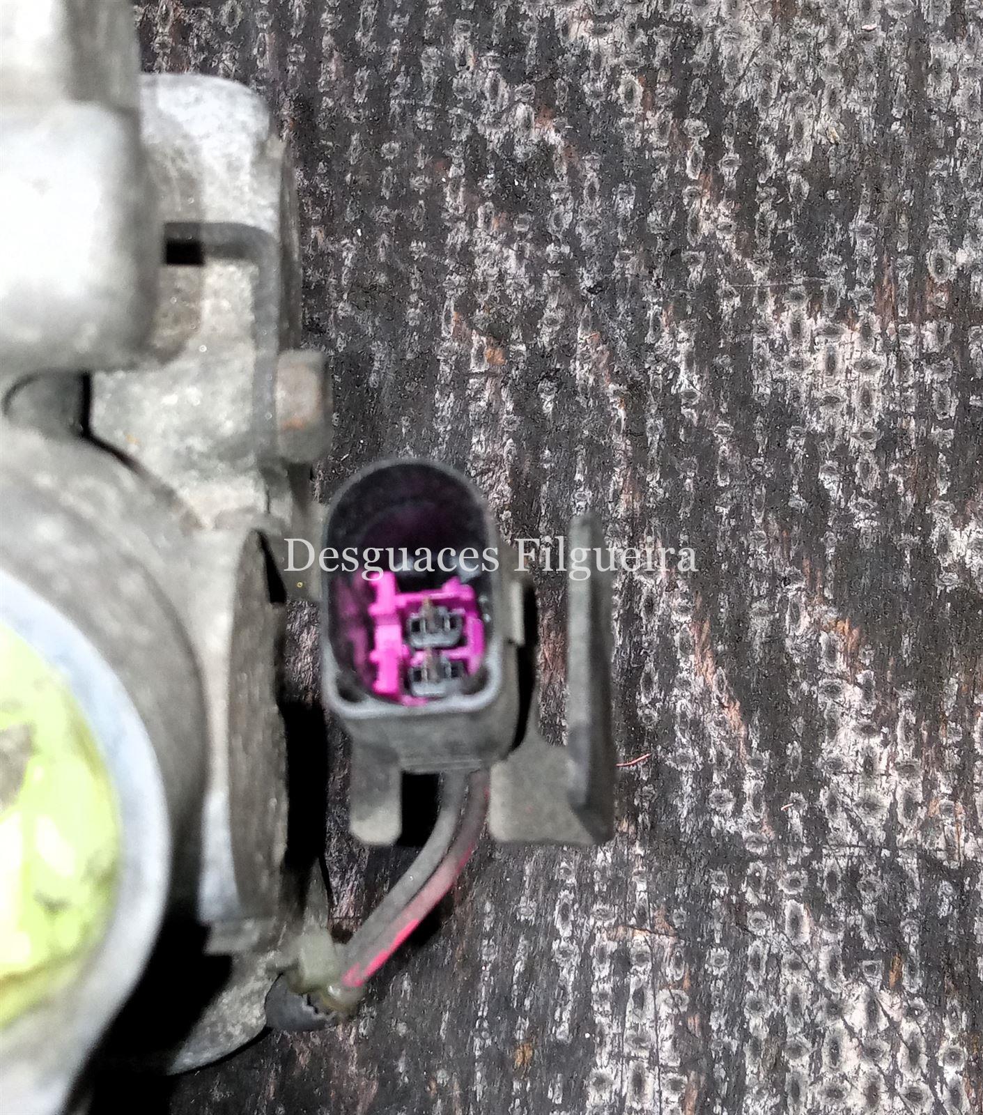 Compresor de aire acondicionado de Seat Ibiza 1.4 TDIm 70cv, código de motor BNM, año 2006. - Imagen 3