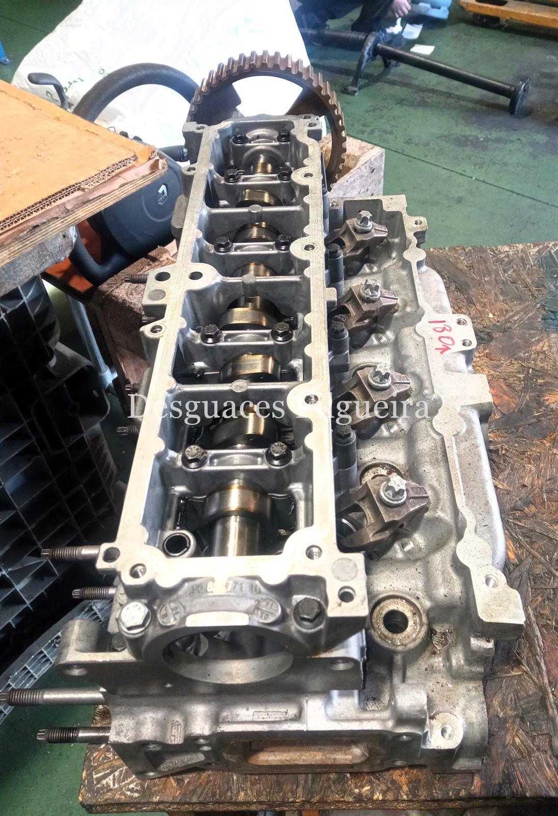 Culata de Citroen C4 Berlina, 1.6 Feel Edition, 120 cv, año 2016. - Imagen 5