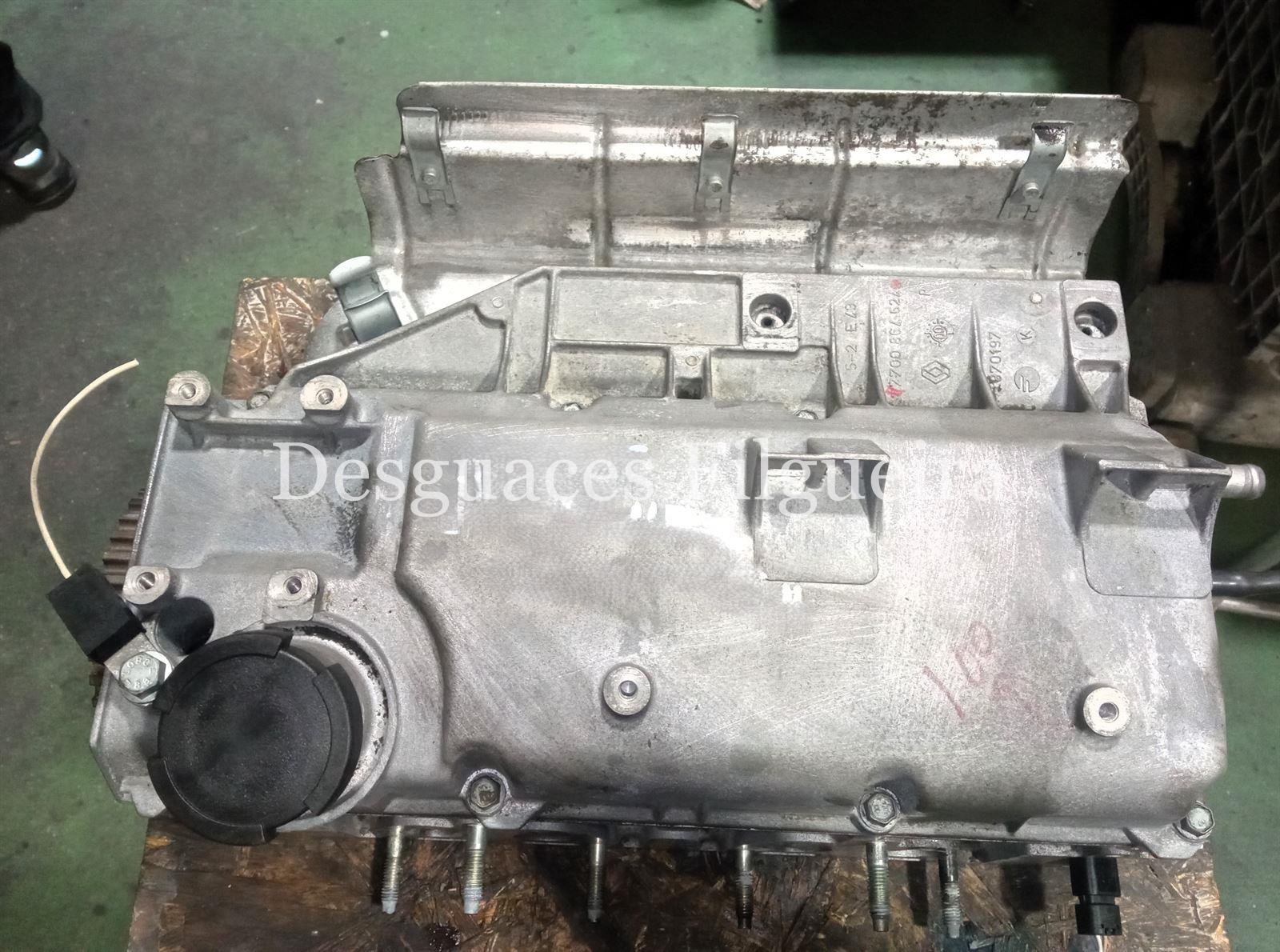 Culata de Renault Clio II Fase I 1.2, 58 cv año 2000, código de motor D7F 710. - Imagen 8