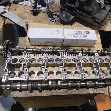 Culatin con arboles de levas, tapetas y taques Mercedes Clase E 320CDI carrocería 211 648.961 - Imagen 1