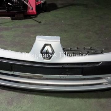 Defensa de Renault Clio II Fase I, 1.5 dCi, 65 cv, código de motor K9K A7, año 2002. - Imagen 1