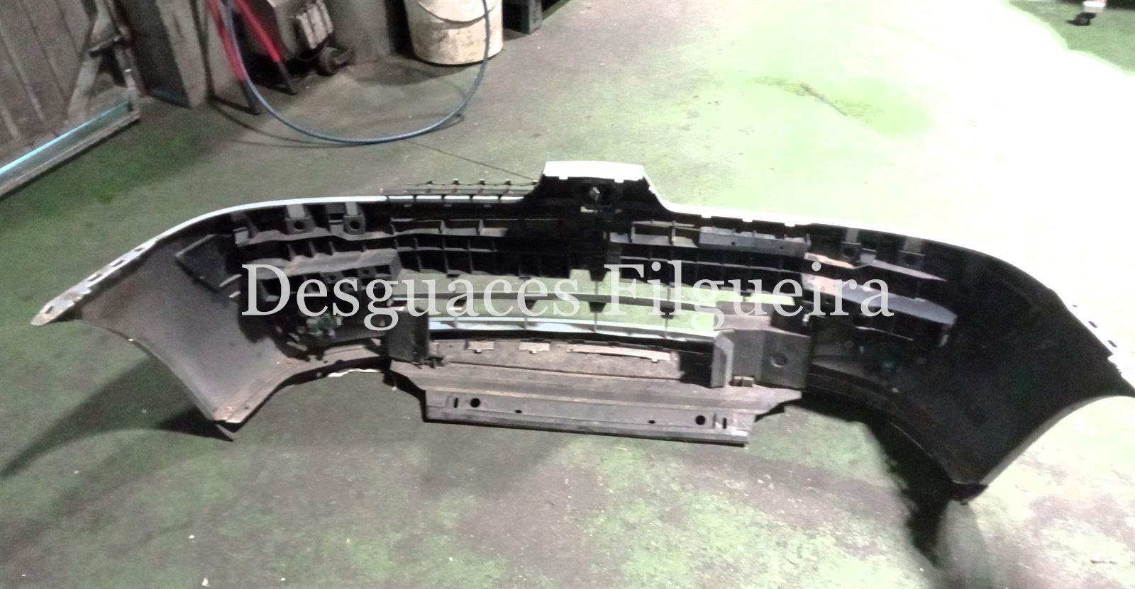 Defensa de Renault Clio II Fase I, 1.5 dCi, 65 cv, código de motor K9K A7, año 2002. - Imagen 3