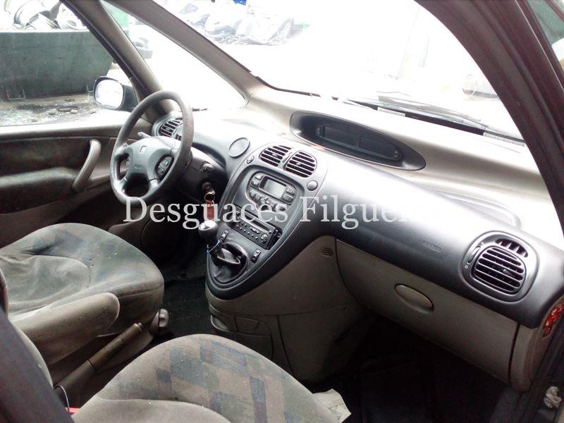 Despiece Citroen Xsara Picasso 2.0 HDI RHY - Imagen 3