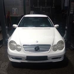 Despiece de Mecedes-Benz Clase C SportCoupe 2.2 C 220 CDI, 143 cv, Código de motor OM 611.962, año 2001. - Imagen 1