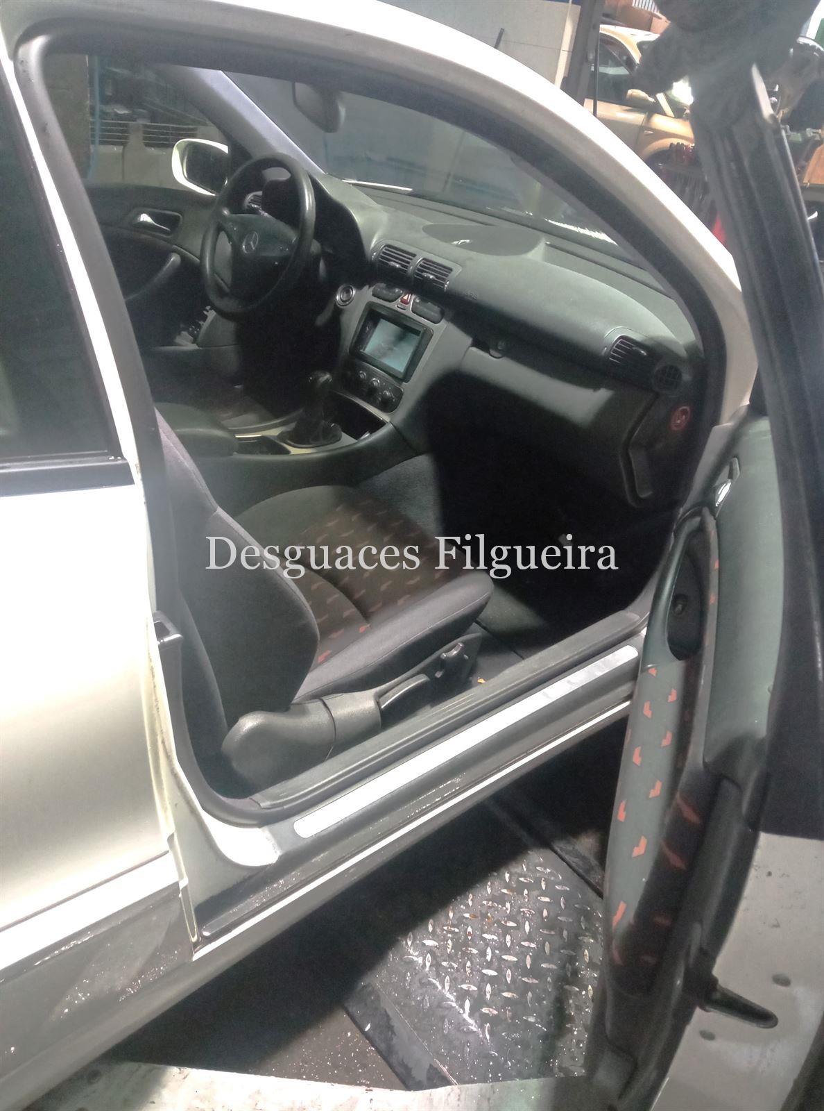 Despiece de Mecedes-Benz Clase C SportCoupe 2.2 C 220 CDI, 143 cv, Código de motor OM 611.962, año 2001. - Imagen 4