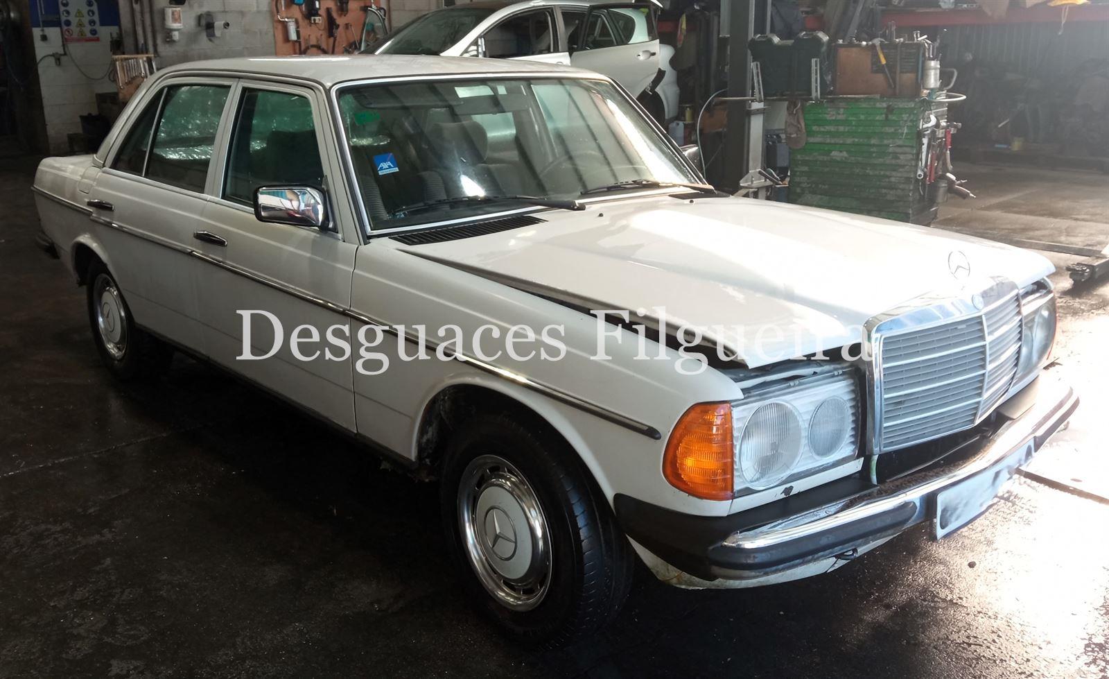 Despiece de Mercedes-Benz W 123, 300D, 88 cv, código de motor OM 617.912, año 1981. - Imagen 11