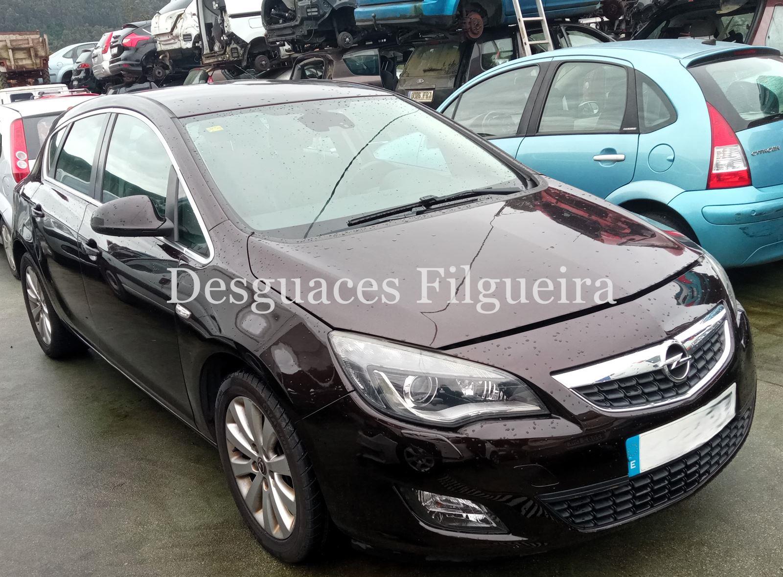 Despiece de Opel Astra J Berlina 1.7 Cosmo CDTI, 110 cv, código de motor A 17 DTR, año 2012. - Imagen 11