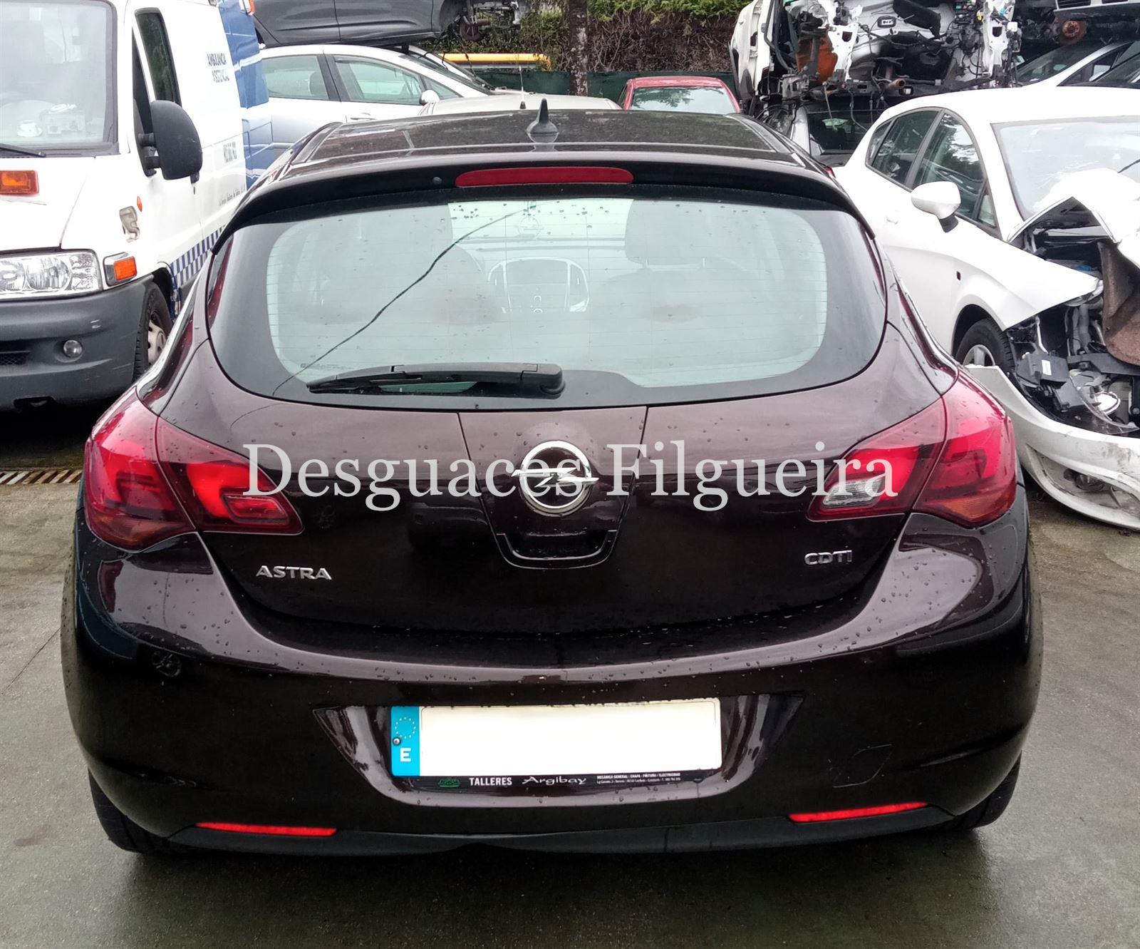 Despiece de Opel Astra J Berlina 1.7 Cosmo CDTI, 110 cv, código de motor A 17 DTR, año 2012. - Imagen 9