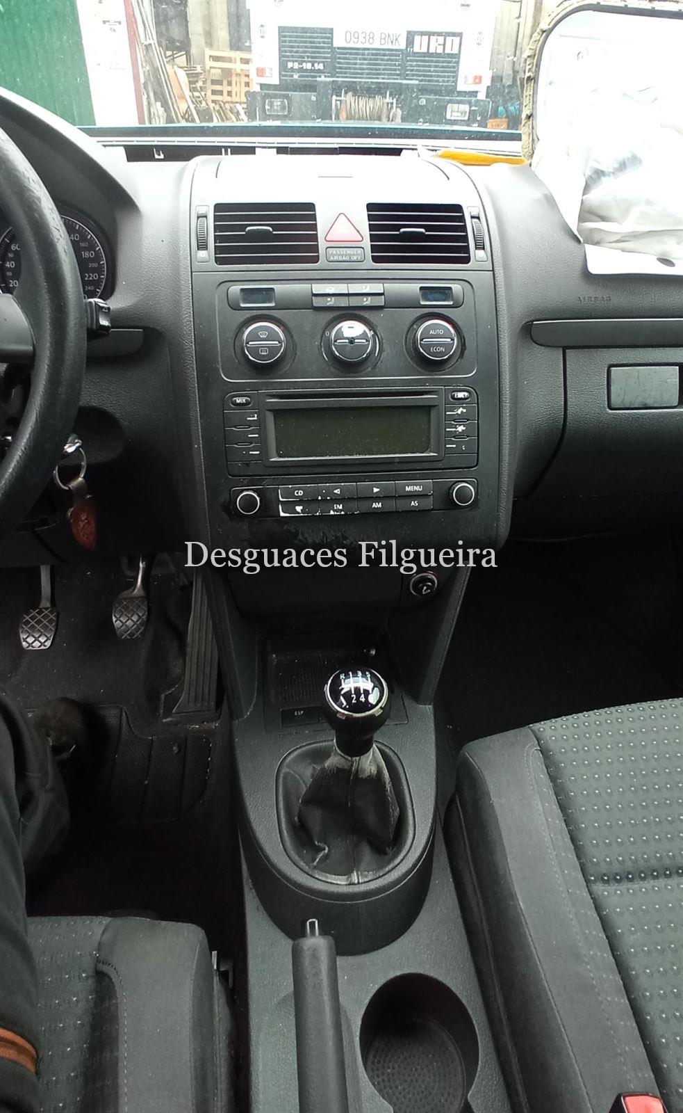 Despiece de Volkswagen Touran 1.9 Highline TDI, 100 cv, código de motor AVQ, año 2004. - Imagen 3