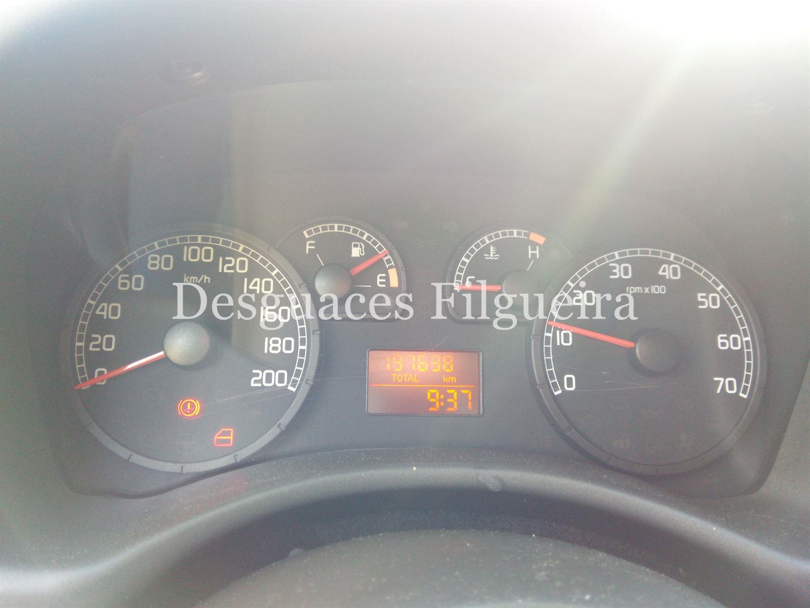 Despiece Fiat Punto 1. 2 188A4000 - Imagen 8