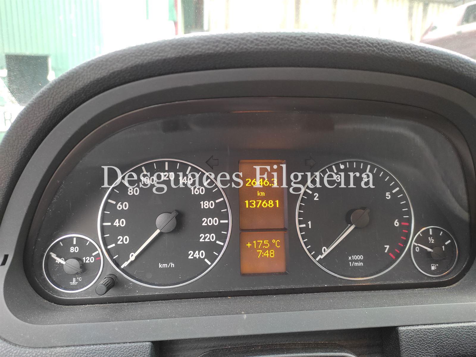 Despiece Mercedes Clase A 170 GASOLINA - Imagen 8