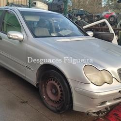 Despiece Mercedes Clase C 2.2 220 CDI W203 automatico - Imagen 2