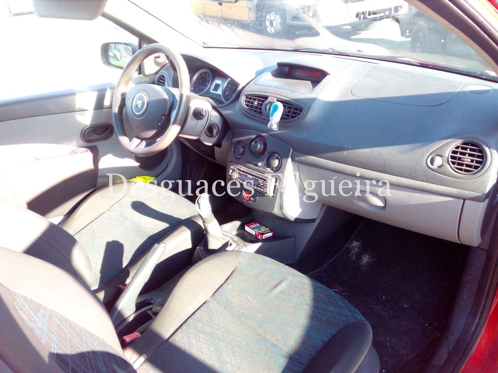 Despiece Renault Clio III 1. 2 16v D4F 740 - Imagen 6