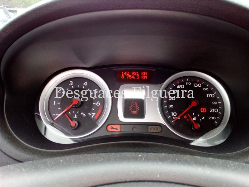 Despiece Renault Clio III 1.4 16V - Imagen 4