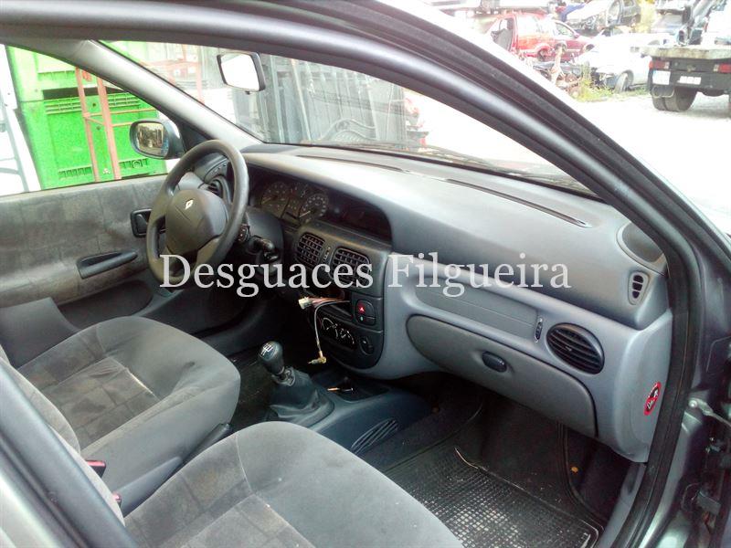 Despiece Renault Megane 1.9 DCI - Imagen 4