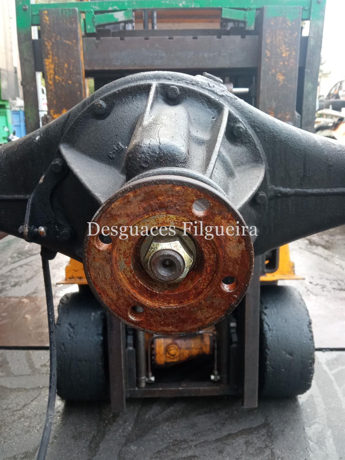 Eje trasero de Nissan Trade 2.0 D, 65 cv. código de motor: LD20.II.E, año 1992. - Imagen 2