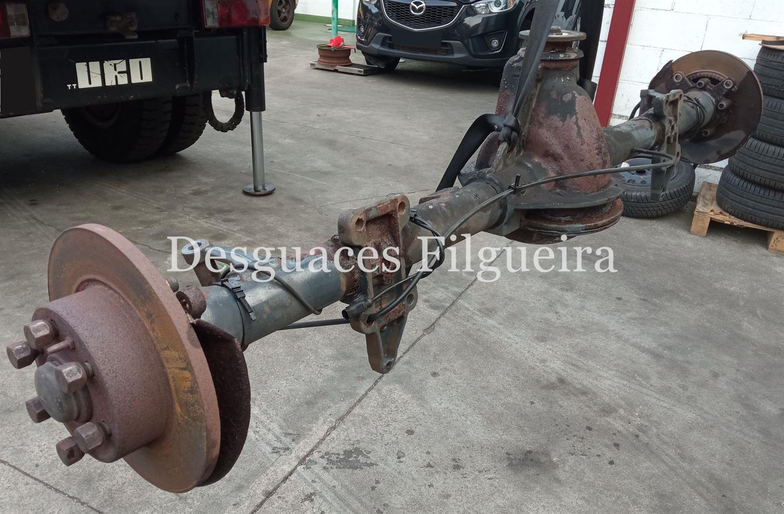 Eje trasero Iveco Daily 3.0 D 2015 para reparar fuga - Imagen 4