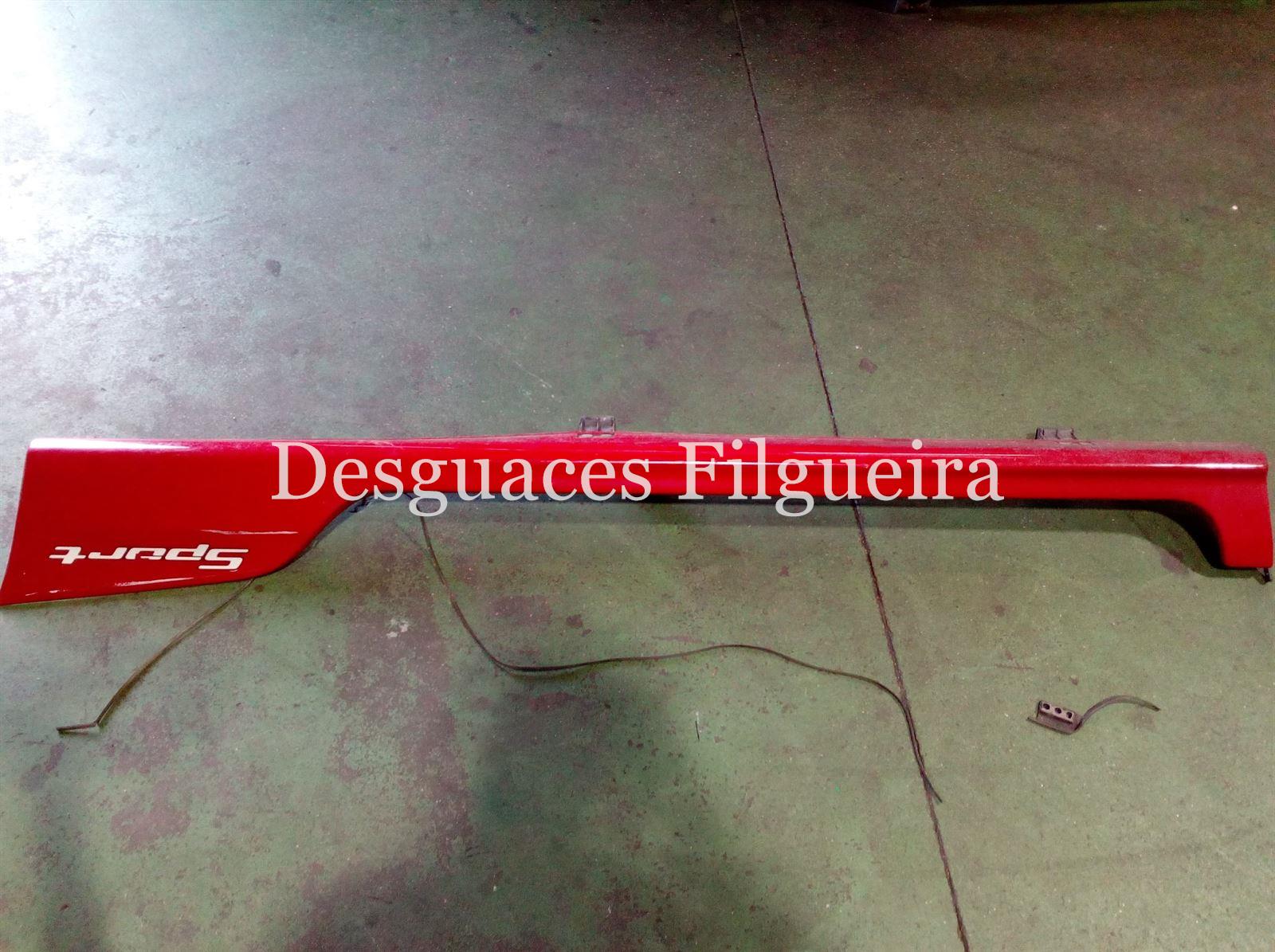Faldón izquierdo de Honda Civic VI Hatchback 1.7 CTDi - Imagen 1