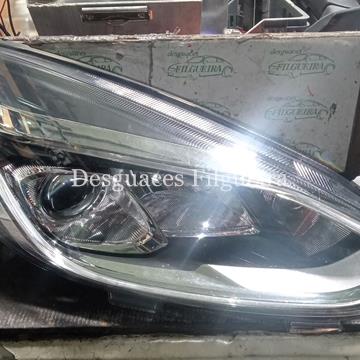 Faro delantero derecho de Ford Fiesta 1.0 ST-LINE, año 2019. - Imagen 1