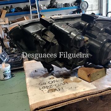 Faro derecho Xenon BMW serie 7 730D E65 - Imagen 2