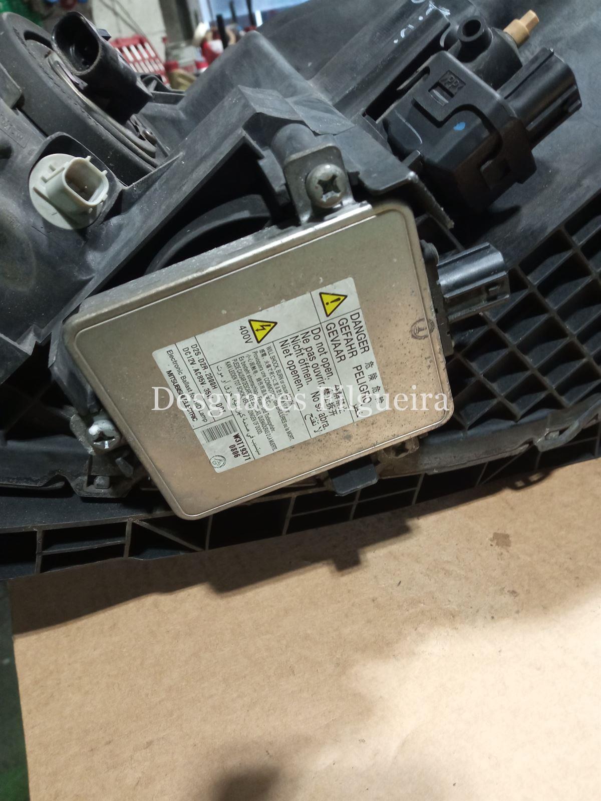 Faro derecho xenon Honda Accord 2.2 i-DTEC - Imagen 4
