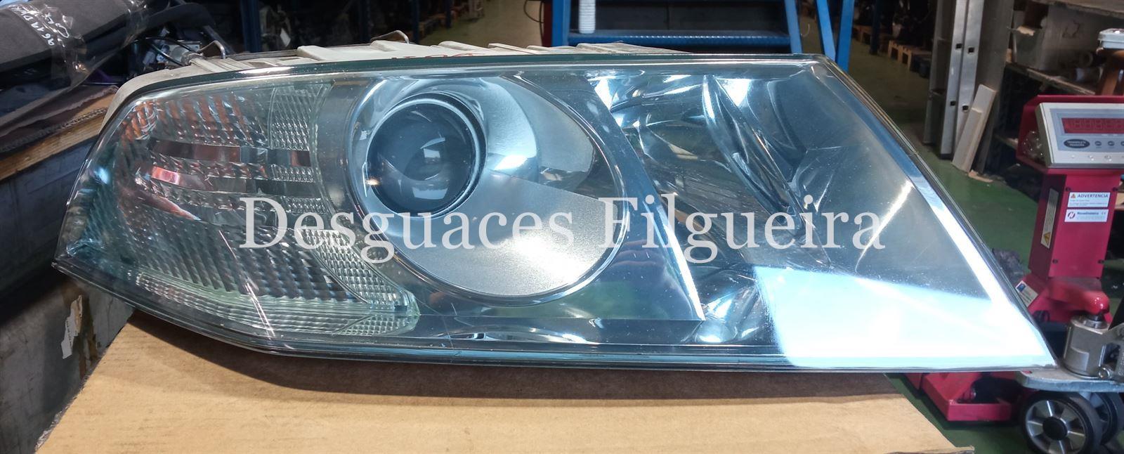Faro derecho xenon Skoda Octavia Combi 2.0 TDI RS - Imagen 1