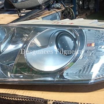 Faro izquierdo xenon Skoda Octavia Combi 2.0 TDI RS - Imagen 1