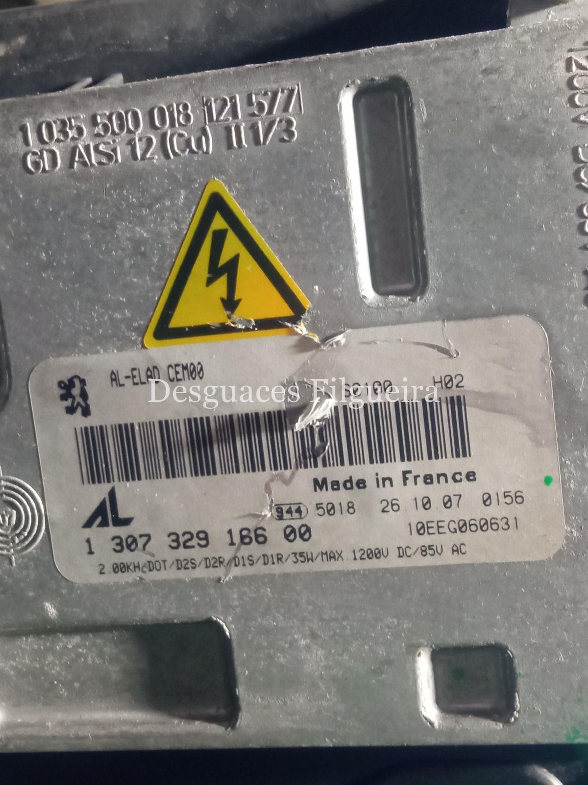 Faro xenon de derecho de Peugeot 308 2.0 HDi, 136 cv, 2.0 HDi, código de motor RHR, año 2008. - Imagen 4