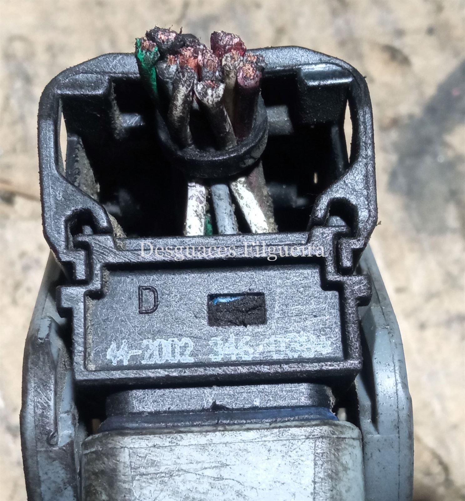 Freno de mano eléctrico de Renault Espace IV 2.2 dCi, 150 cv, código de motor G9T 742, año 2004. - Imagen 2