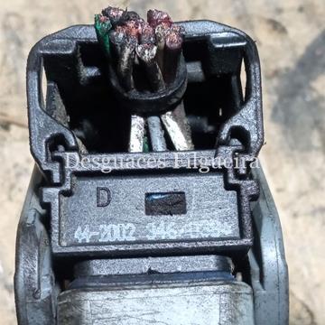 Freno de mano eléctrico de Renault Espace IV 2.2 dCi, 150 cv, código de motor G9T 742, año 2004. - Imagen 2