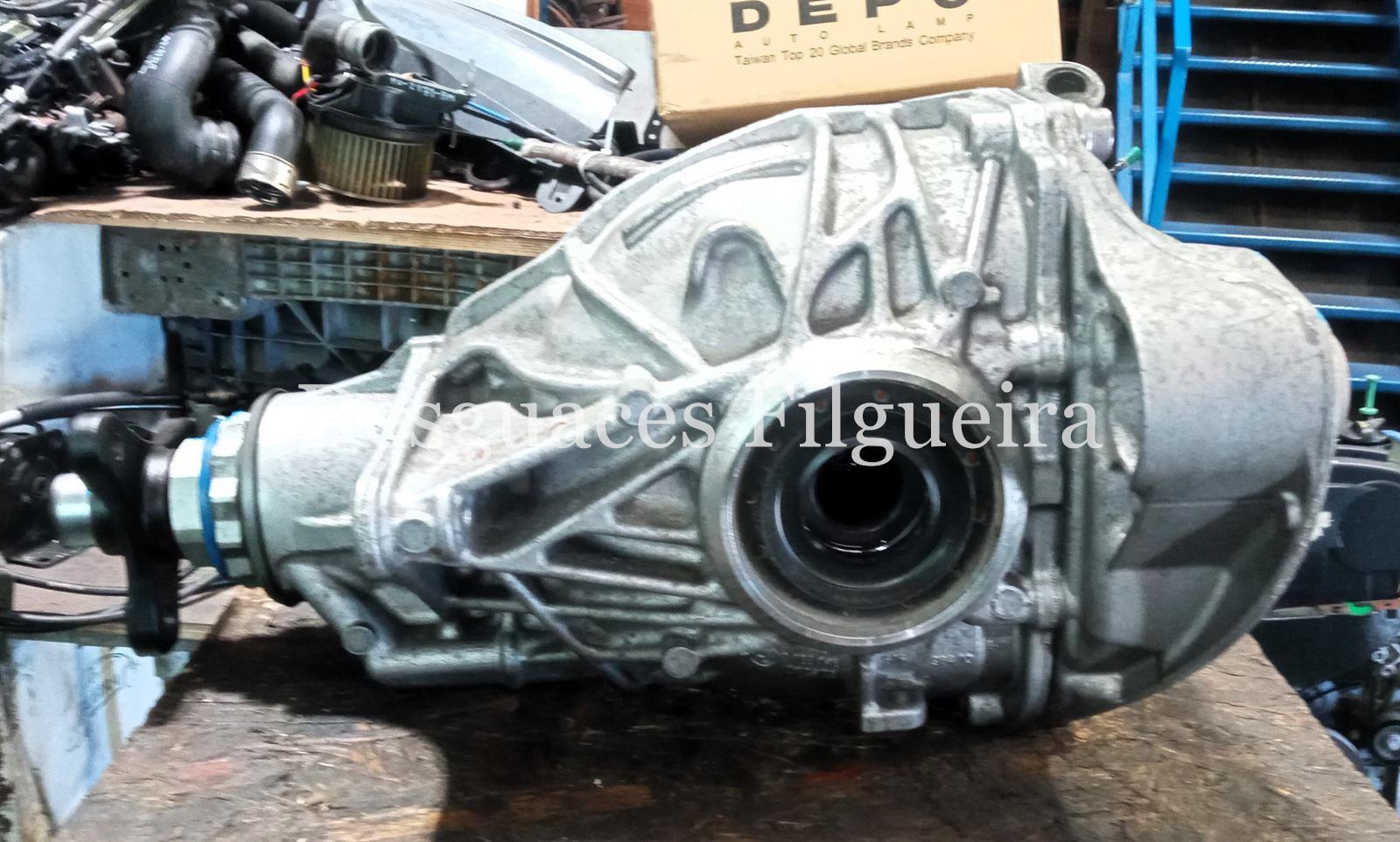 Grupo diferencial trasero de BMW Serie 4 Cabrio 2.0 430i, 245 cv, código de motor B49B20B, año 2024. - Imagen 3