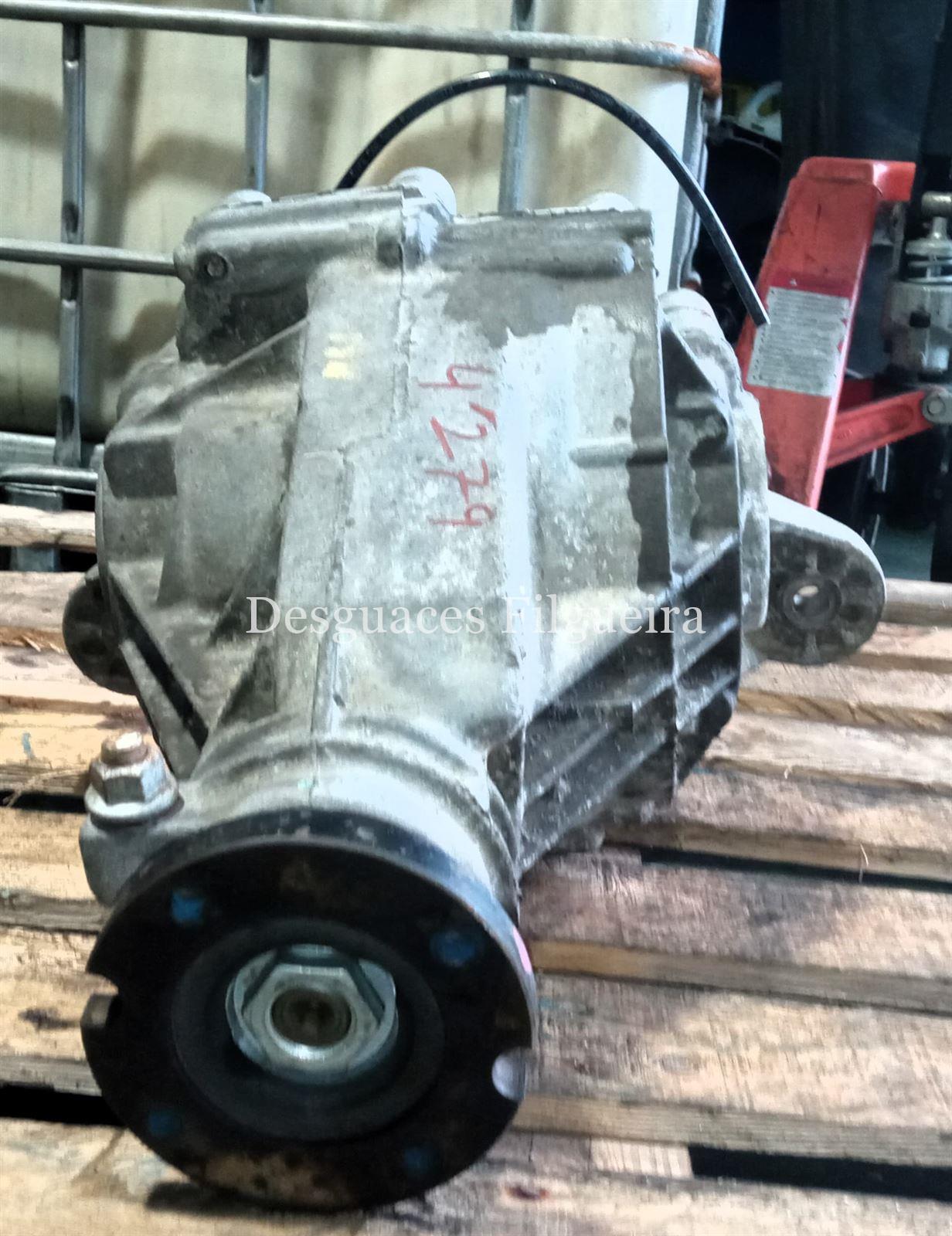 Grupo diferencial trasero de Mercedes-Benz Clase ML 4.0 400 CDI, 250 cv, código de motor: OM 628.963, añó 2003. - Imagen 5