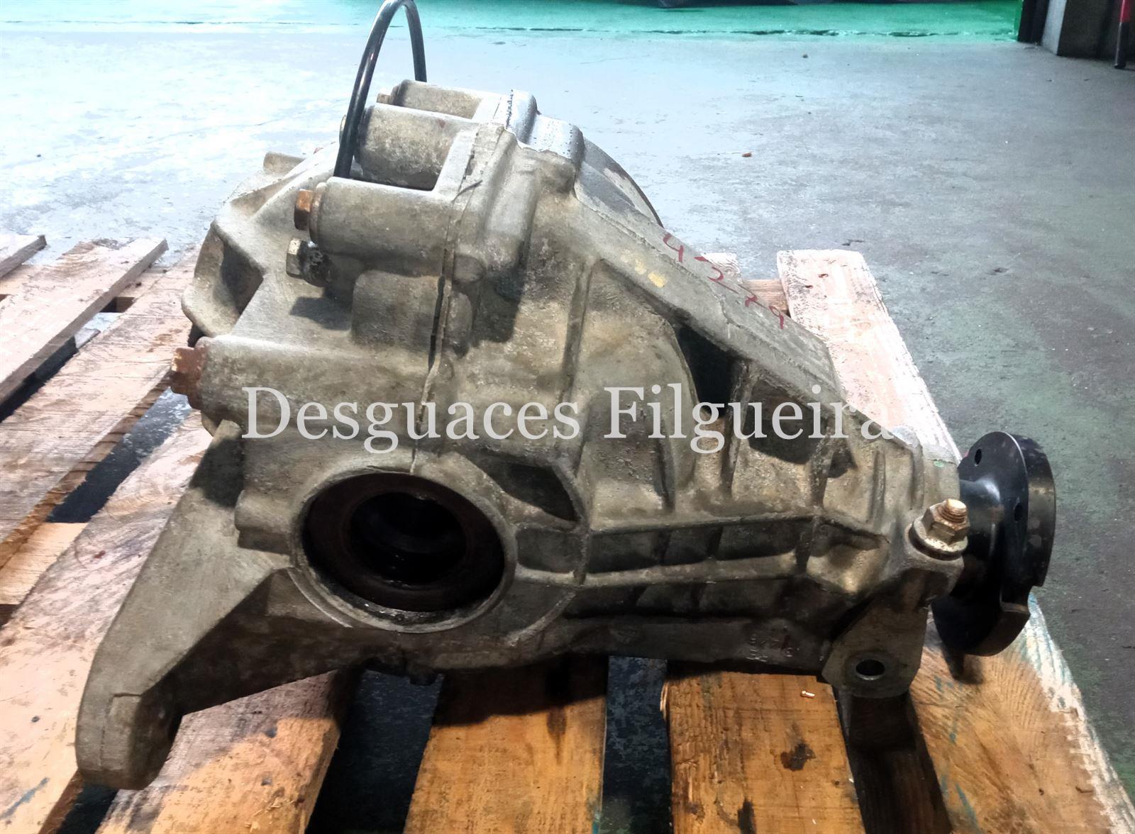 Grupo diferencial trasero de Mercedes-Benz Clase ML 4.0 400 CDI, 250 cv, código de motor: OM 628.963, añó 2003. - Imagen 8