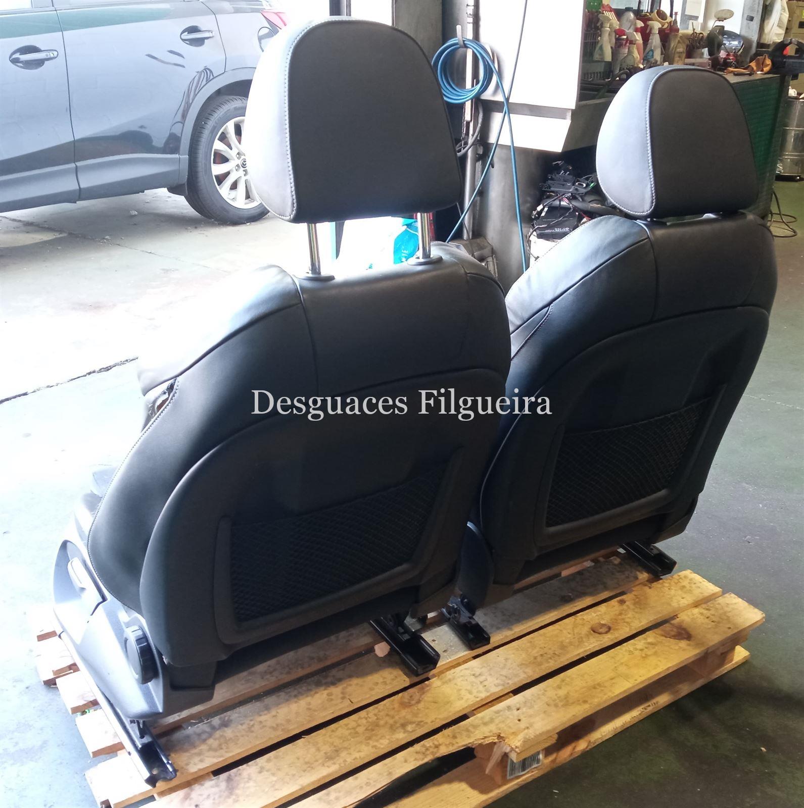 Juego asientos Audi A3 2.0 TDI S Line sedán 4 puertas AIRBAGS DETONADOS - Imagen 4