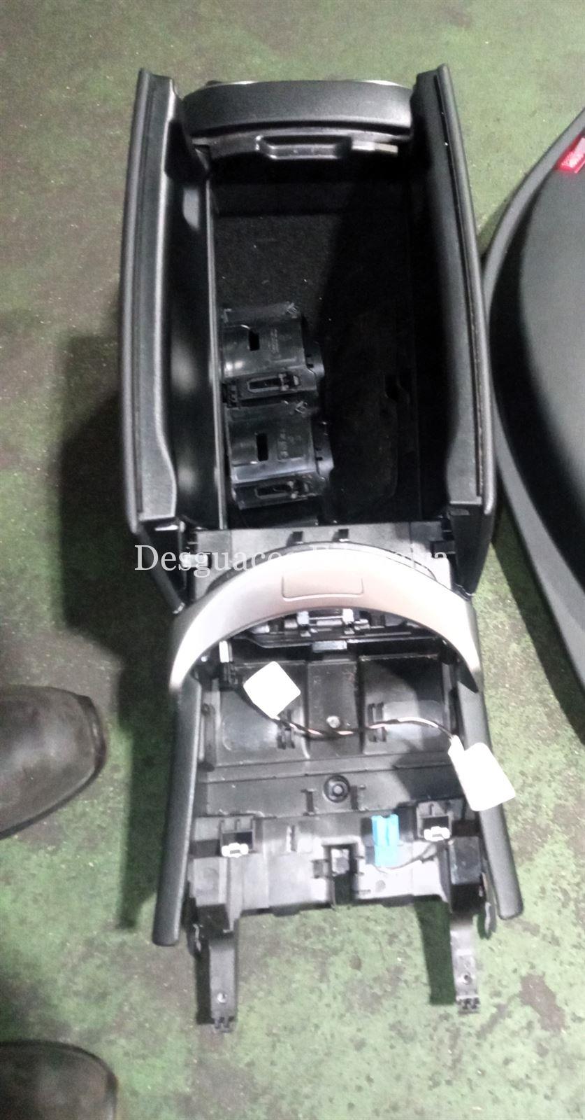 Juego de asientos de Mercedes-Benz Clase C W205, C 200- Híbrido, año 2019. - Imagen 9