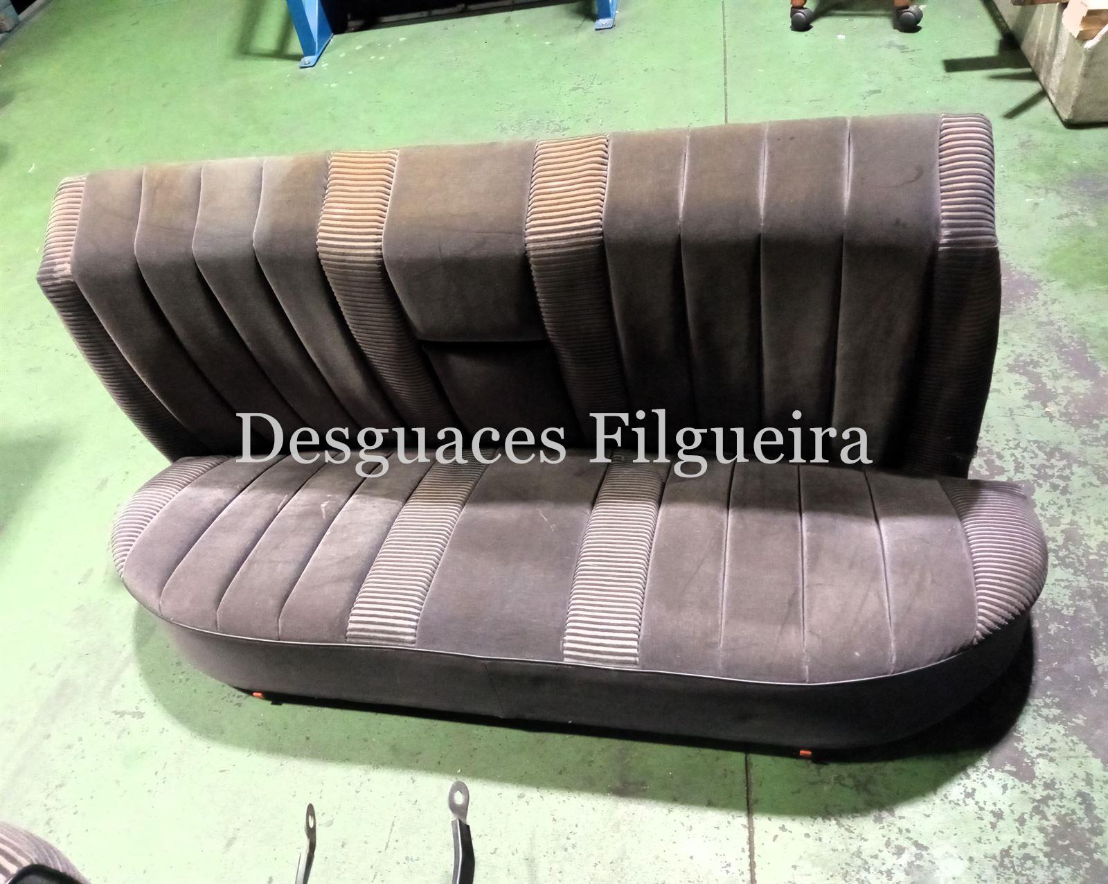 Juego de asietos de Mercedes-Benz W 123, 300 D, 88 cv, año 1981. - Imagen 1