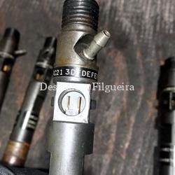 Juego de inyectores de Renault Kangoo I 1.5 dCi, 82 cv, código de motor K9K 702, año 2004. - Imagen 2