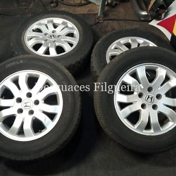 Juego de llantas de Honda CR-V 2.2 CDTi, 140 cv, 215/65R16, año 2005 - Imagen 1