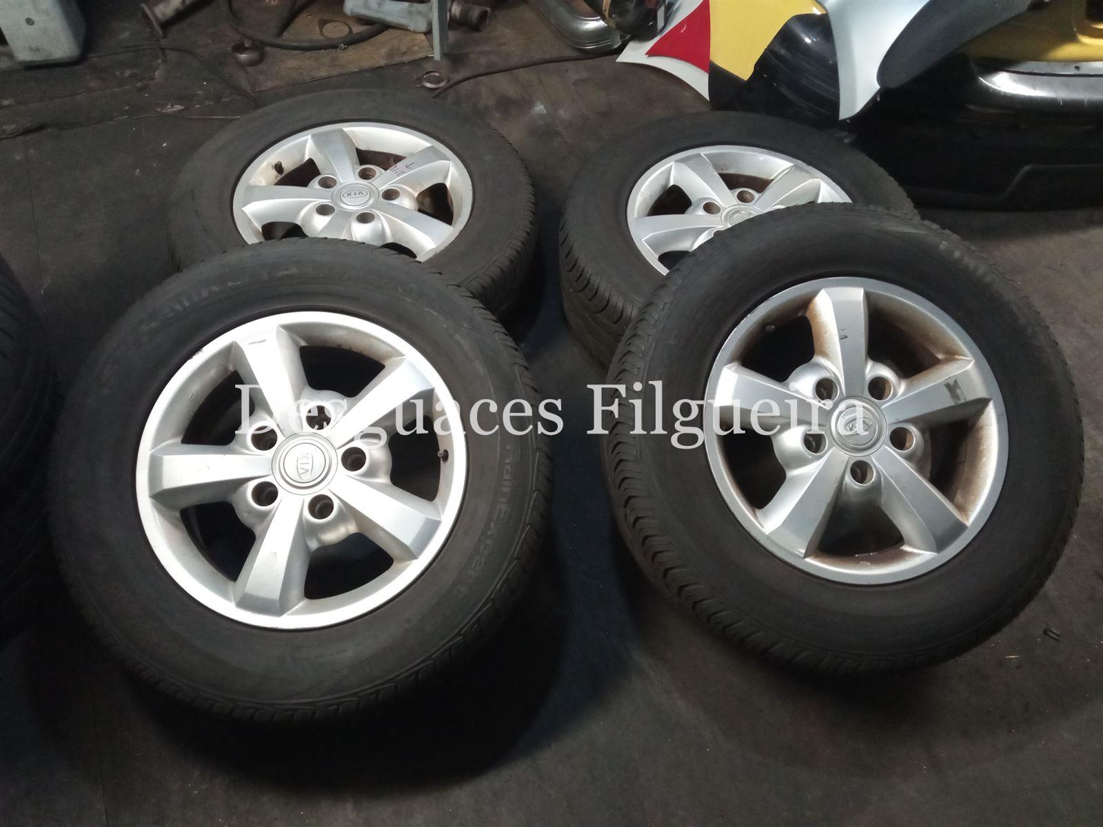 Juego de llantas de Kia Sorento 2.5 CRDi, 170 cv, año 2007. 245/65R17. - Imagen 4
