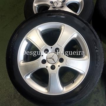 Juego de llantas de Mercedes-Benz Clase A W169 2.0 A 180 CDI, año 2008. - Imagen 2