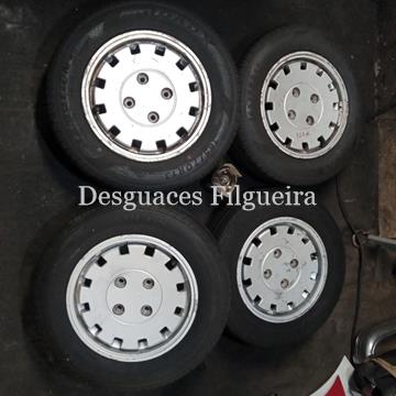 Juego de llantas de Peugeot 205 II, año 1989, ref: 165/70R13. - Imagen 1
