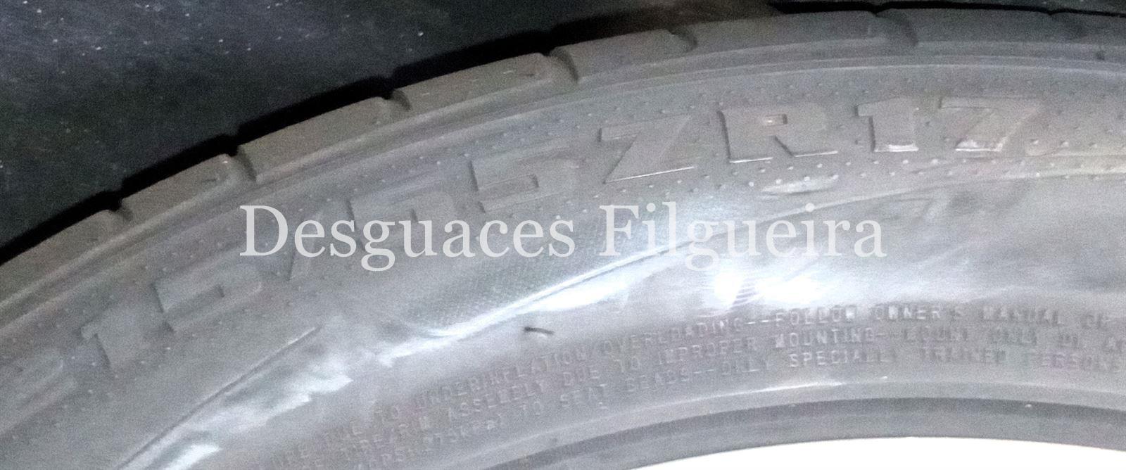Juego de llantas de Peugeot 407 2.0 HDi, 136cv, 215/55R17, año 2004 - Imagen 3