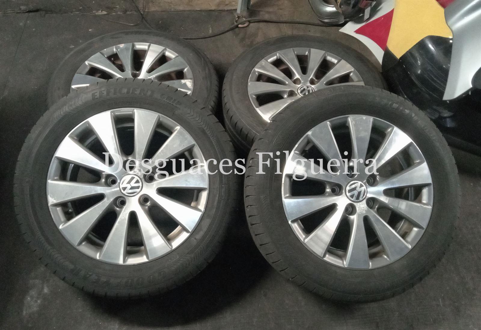 Juego de llantas de Volkswagen Passat 2.0 TDI, 110cv, año 2010, 215/55R16. - Imagen 1
