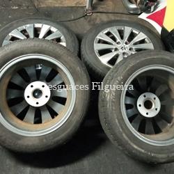 Juego de llantas de Volkswagen Passat 2.0 TDI, 110cv, año 2010, 215/55R16. - Imagen 2