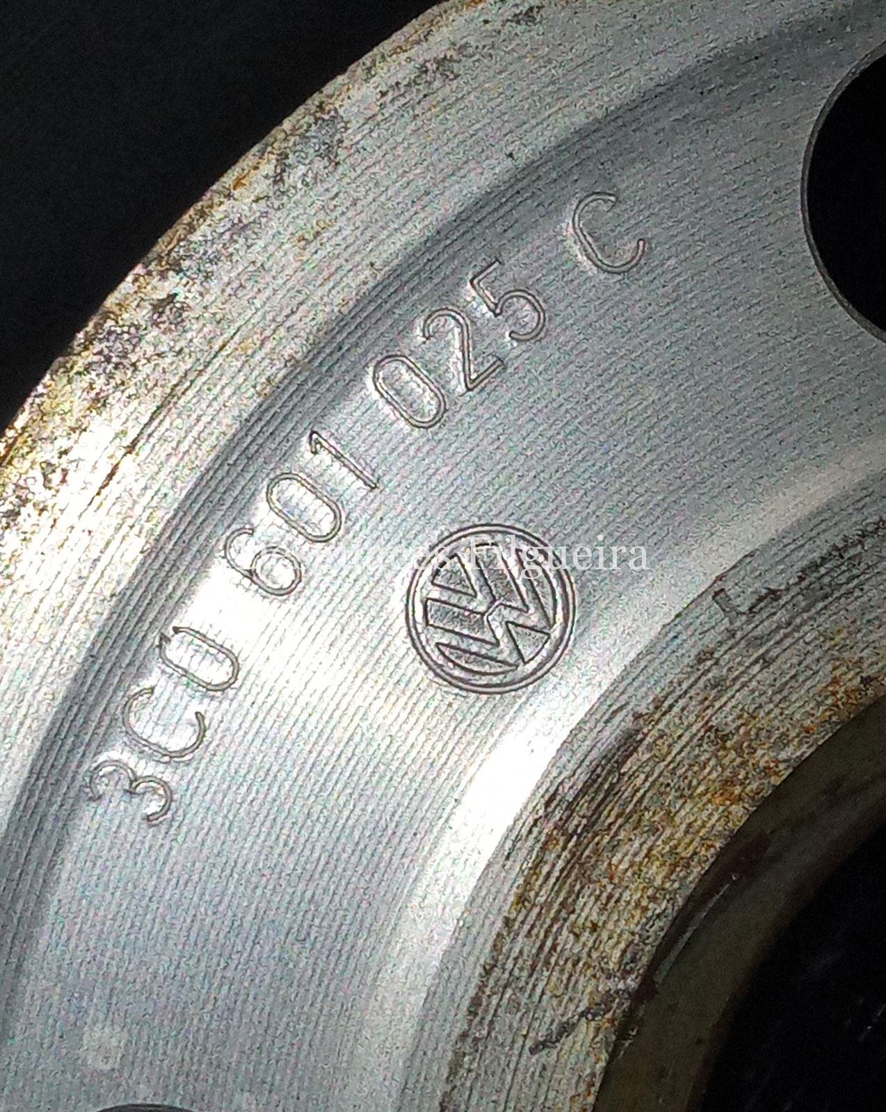 Juego de llantas de Volkswagen Passat 2.0 TDI, 110cv, año 2010, 215/55R16. - Imagen 3