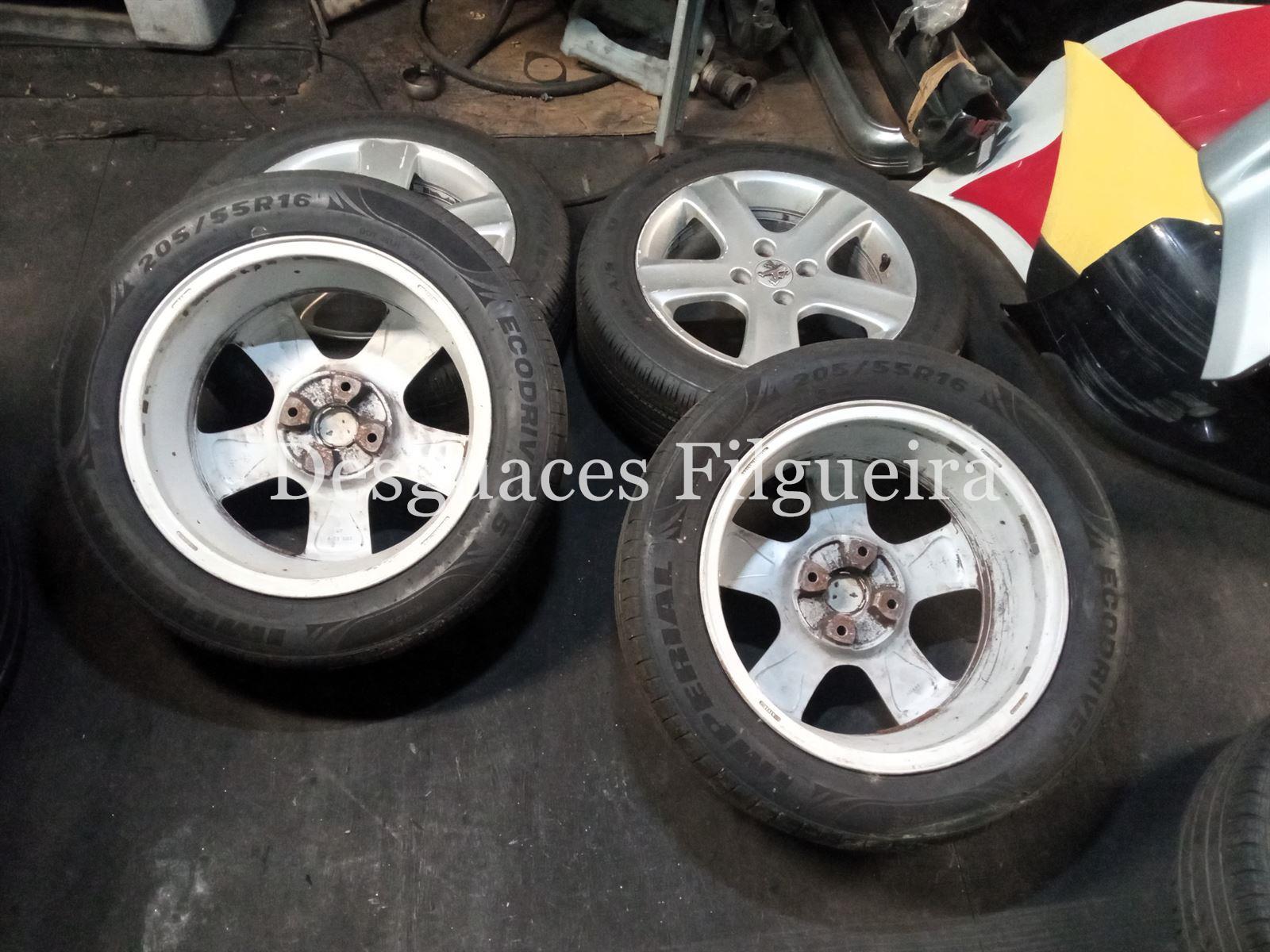 Juego de llantes de Peugeot 207, 205/55R16. - Imagen 1