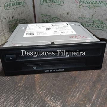 Lector CD's y tarjetas SD Seat Ibiza 6P 1.2 TSI CJZ 2017 - Imagen 1